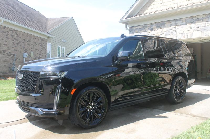 Cadillac Escalade exterior detail