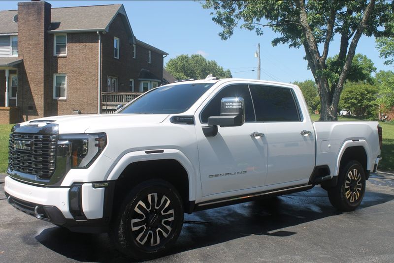 GMC Sierra Denali HD — Exterior Detail — Full Vehicle Front